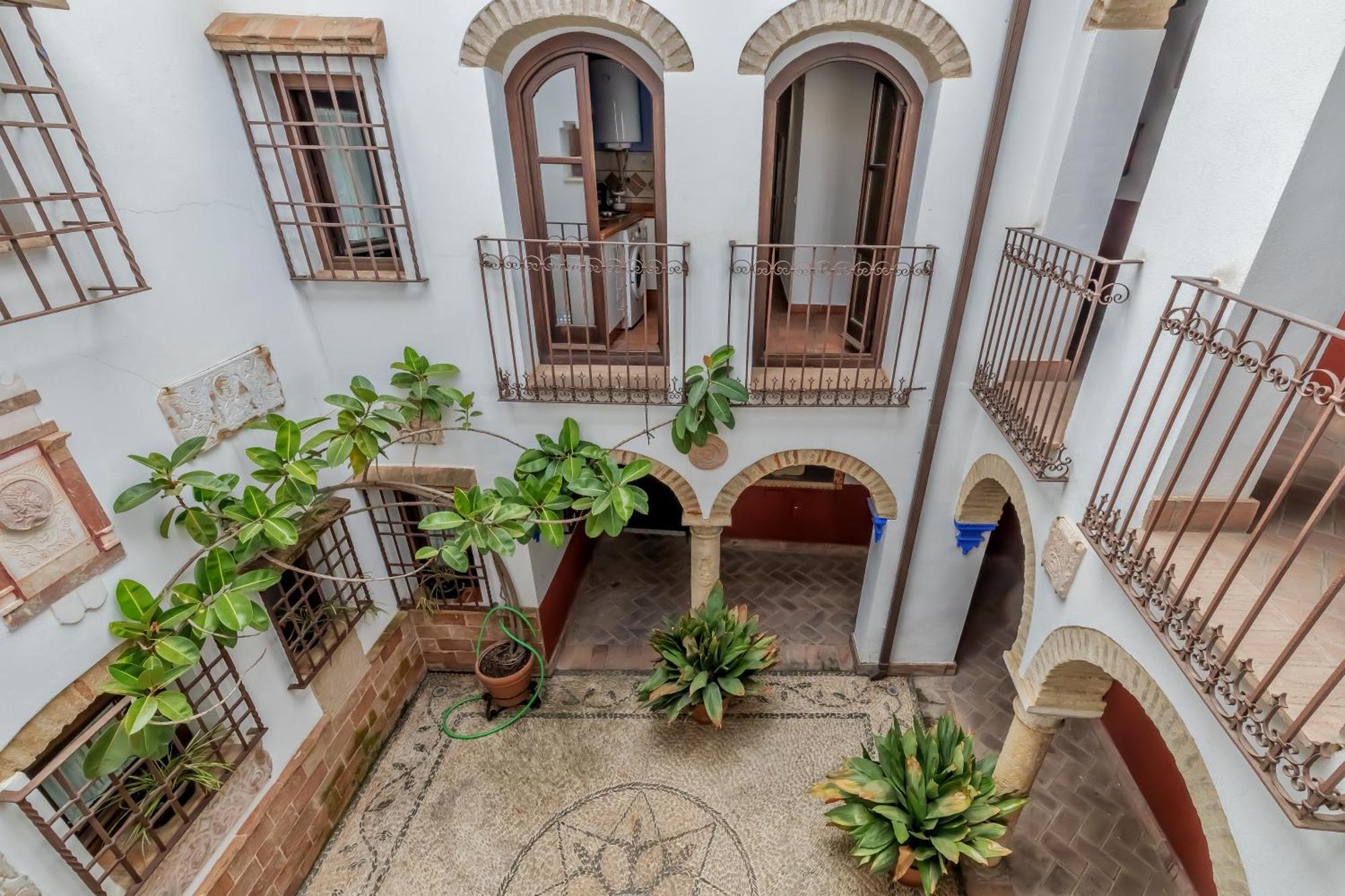 El Capricho De 1849 & Parking Apartment Kordoba Bagian luar foto