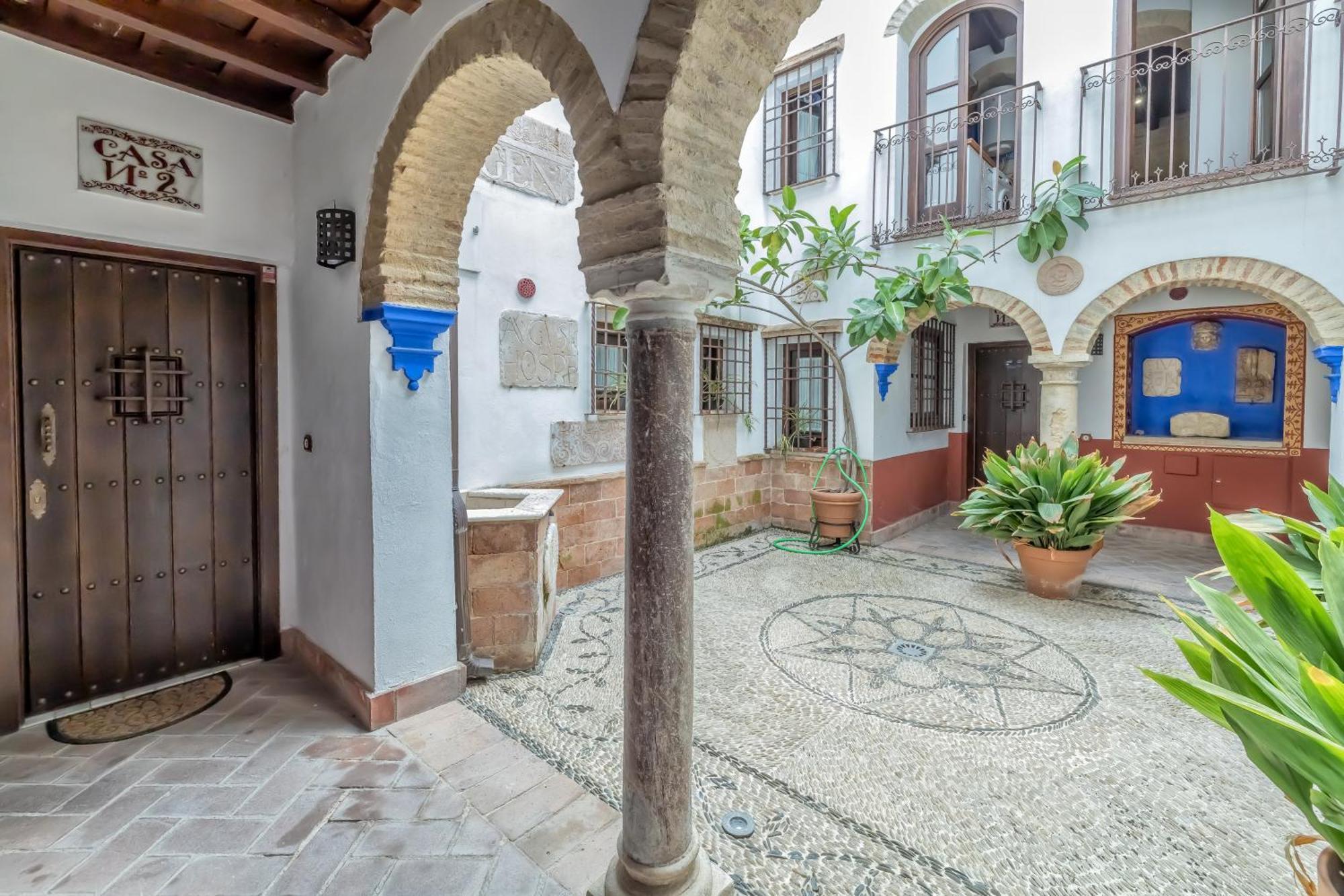 El Capricho De 1849 & Parking Apartment Kordoba Bagian luar foto