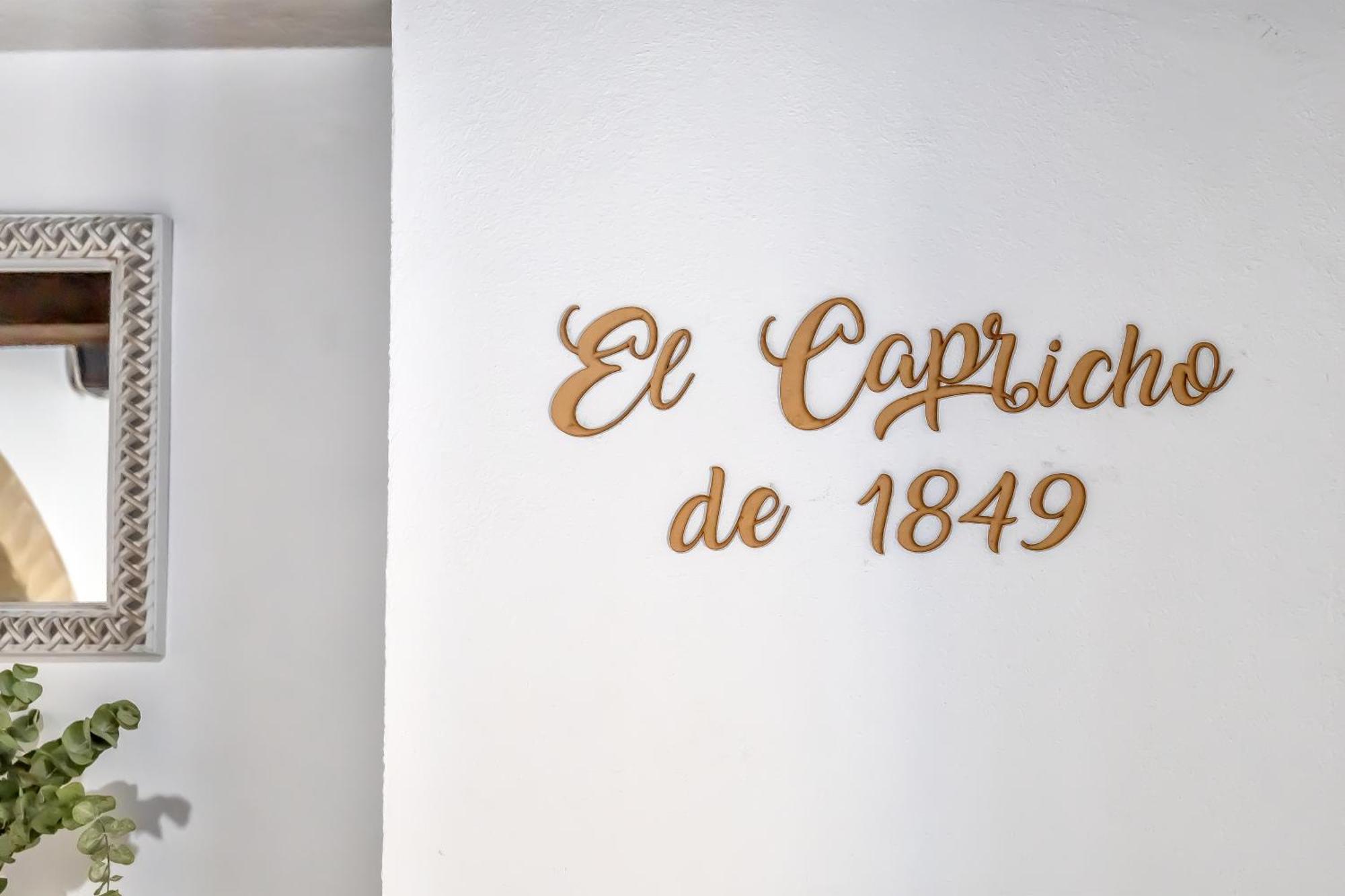 El Capricho De 1849 & Parking Apartment Kordoba Bagian luar foto