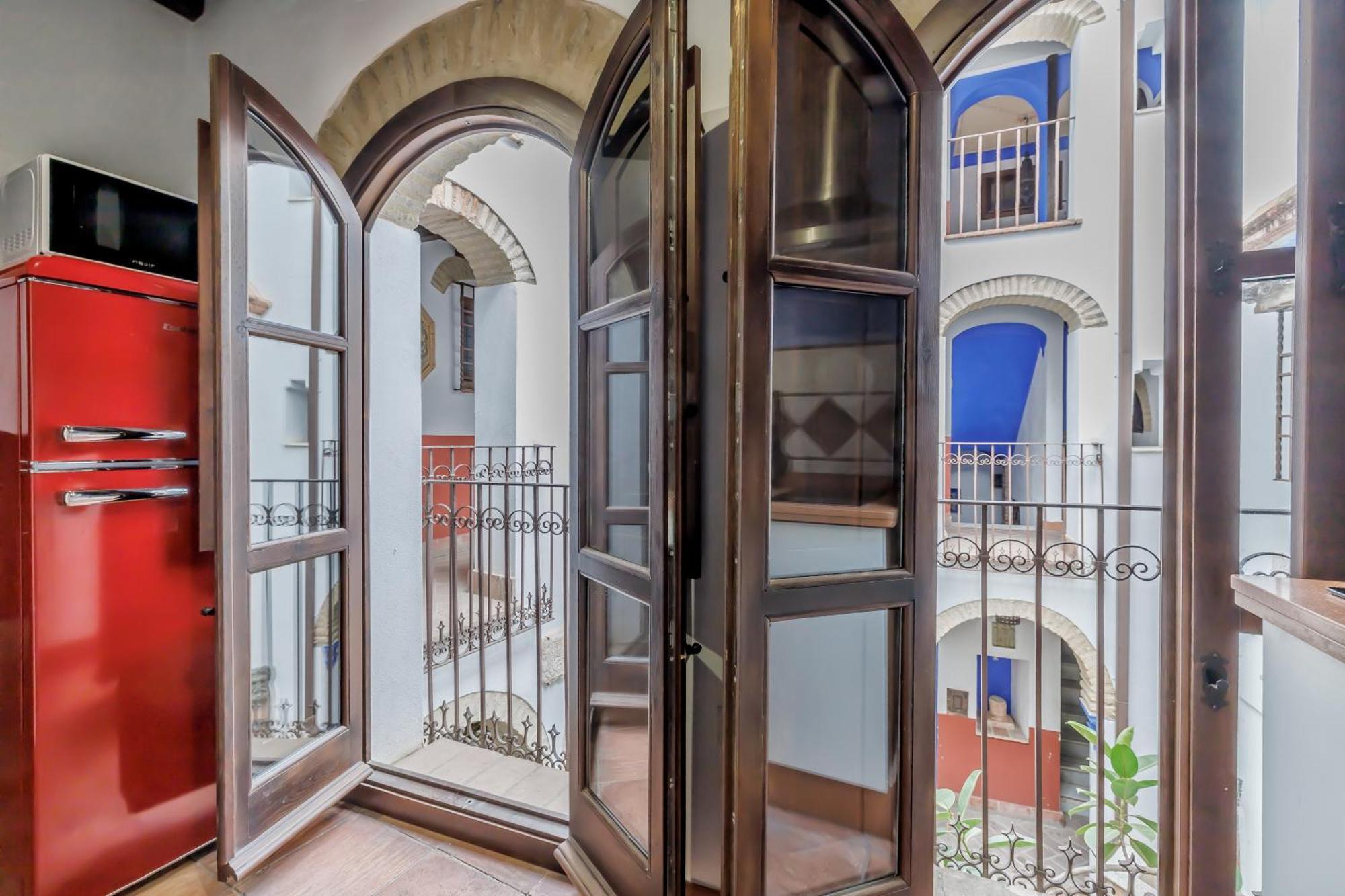 El Capricho De 1849 & Parking Apartment Kordoba Bagian luar foto